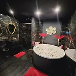 O' Plaisirs Interdits - Loveroom Lejlighed *
