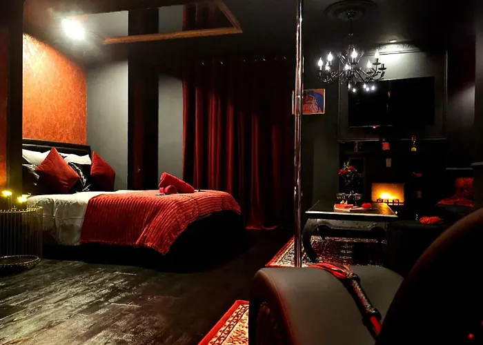 O' Plaisirs Interdits - Loveroom קאין